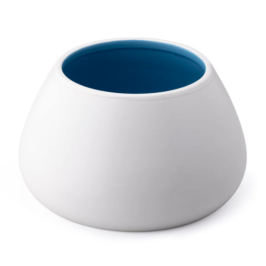 Gamelle en céramique Navaris pour chiens à longues oreilles, pour eau et nourriture, pour épagneuls, beagles, bassets, etc., anti-fuite, blanche à l'extérieur et bleue à l'intérieur.