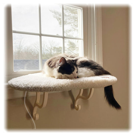 Perchoir chauffant pour chat K&amp;H Pet Products - Rebord Thermo-Kitty avec housse de coussin en polaire lavable - Hamac chauffant robuste pour chat pouvant supporter 18 kg - Siège de fenêtre pour chat d'intérieur